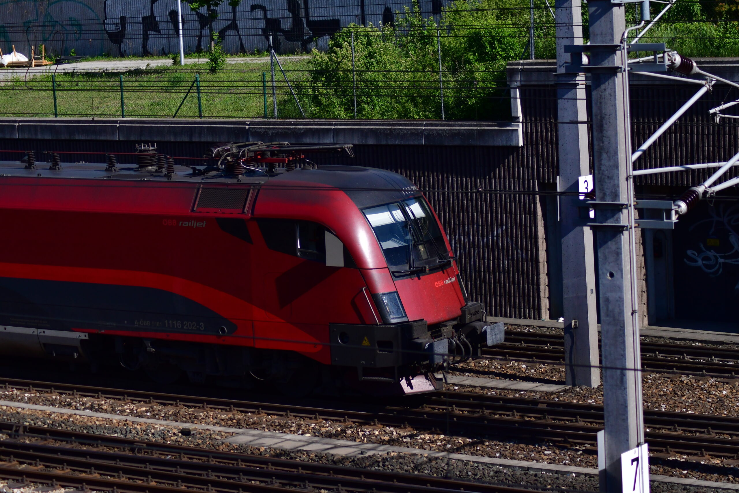 Viyana–Bratislava hattında saat başı tren seferi başlıyor