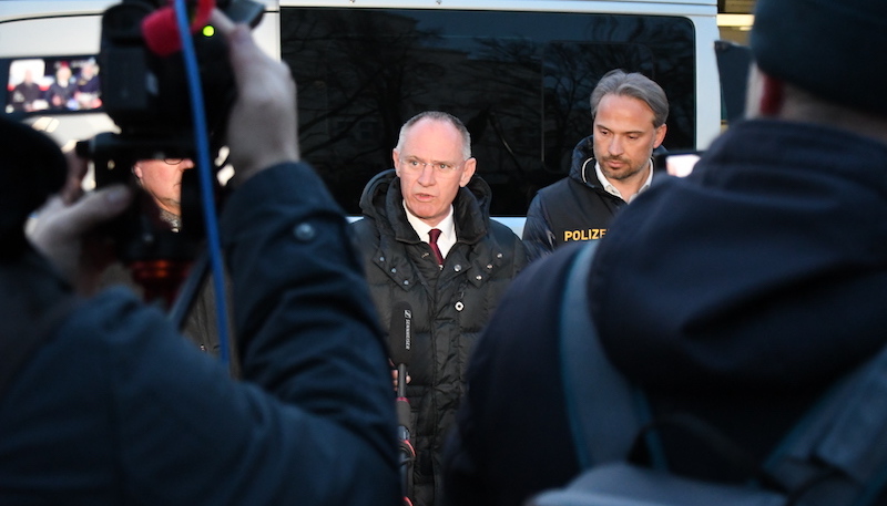 İçişleri Bakanı | “Avusturya’da sol ile aşırı sağın tuhaf ittifakı”