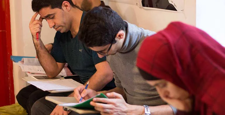 Almanca kursuna gitmeyene 5.000 Euro ceza veya hapis