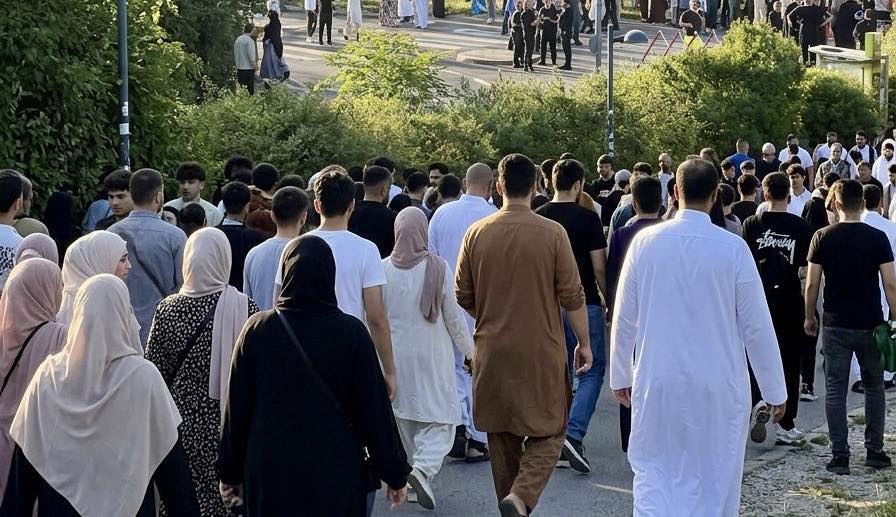 Avusturya’da Bir Şirketten Dikkat Çeken Karar | Müslüman Bayramlarında Tüm Çalışanlara 2 Gün Ücretli İzin