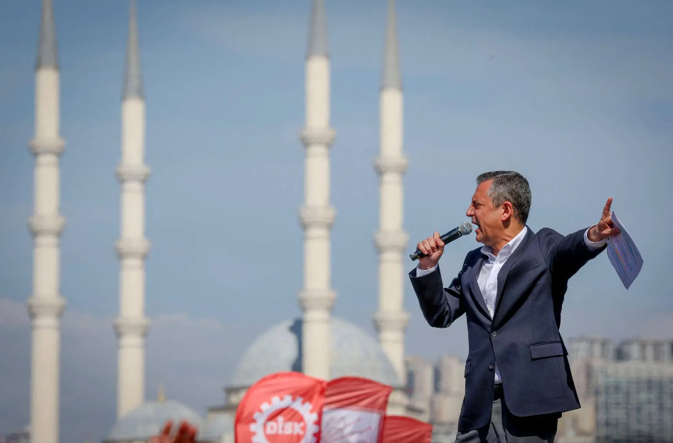 Avusturya medyası CHP’deki “mutlak butlan” gerilimini nasıl gördü