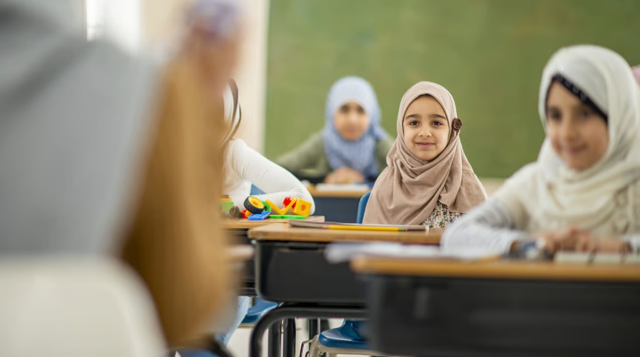 Avusturya’da okullarda uygulanacak başörtüsü yasağı yürürlüğe girmeden yargıya taşındı