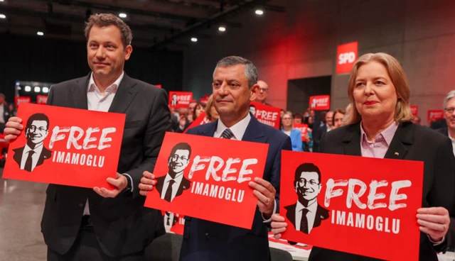 Alman SPD’den Özgür Özel’in yeni partisine tam destek | Gözler Avusturya SPÖ’de