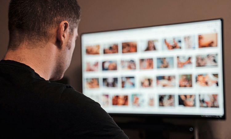 Avusturya’da Porno Sitelerine ID Austria Zorunluluğu Geliyor