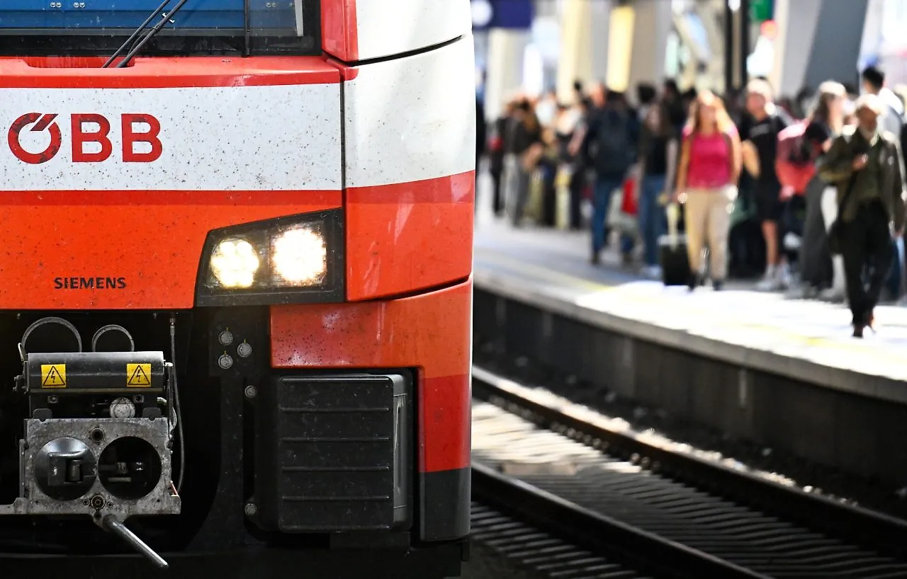 Viyana’da ulaşım kaosu | S-Bahn seferleri bugün de aksıyor