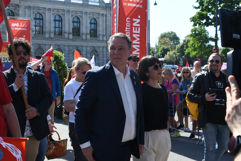 SPÖ’de Babler’in koltuğu sallanıyor | Zeiler için kulisler hareketlendi