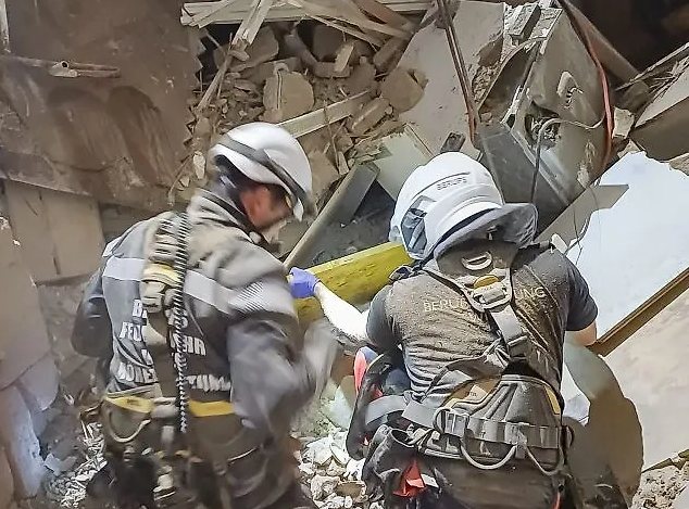 Viyana’da bina çöktü