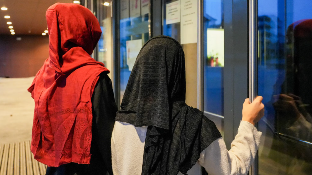 Kronen Zeitung’dan Almanca bilmeyen öğrencilere ağır sözler