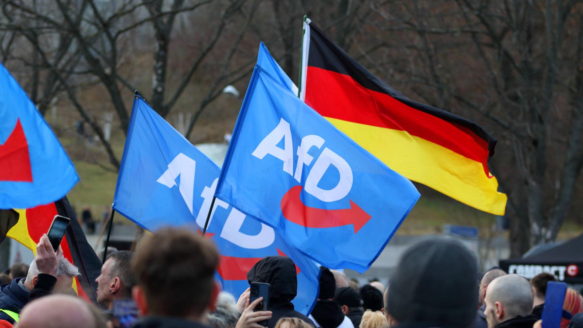 Alman Seçmeni Neden AfD’ye Yöneliyor? Mesele Gerçekten Ekonomi mi?